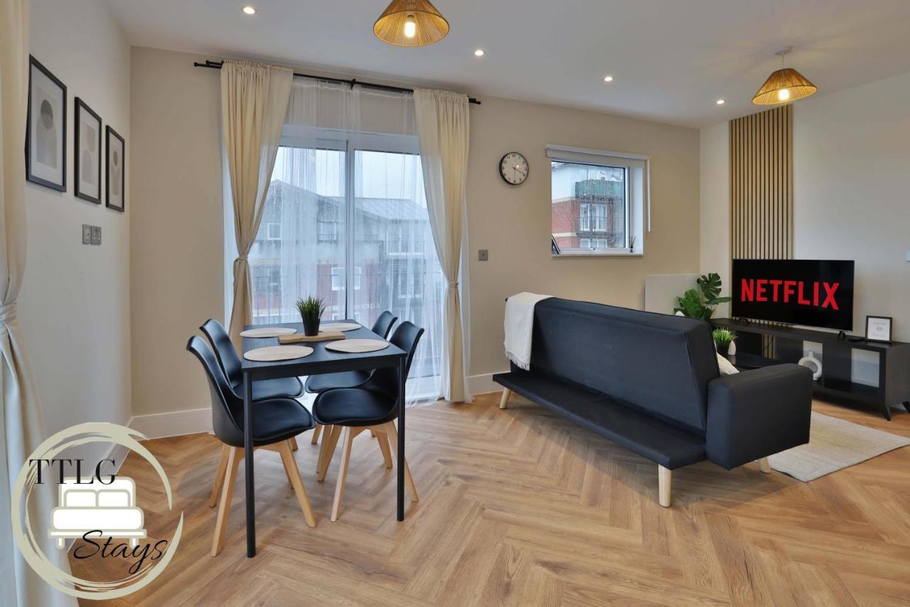 Newly-Built Urban Retreat By Ttlg Stays Rickmansworth Exteriör bild